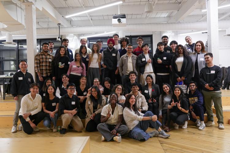 notebook emoji over the number 20,0000